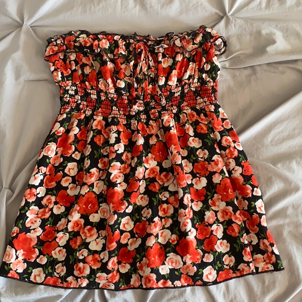 Teenbell Floral Strapless Shirt